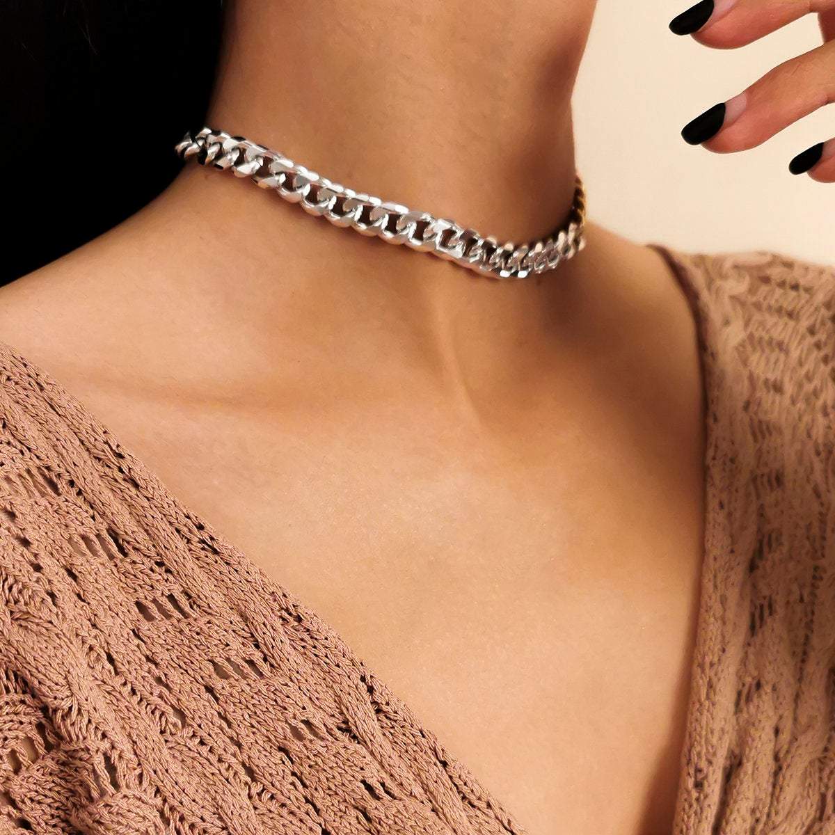 Minimalist Two Tone Curb Link Chain Choker Necklace